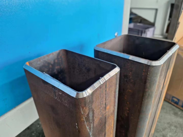 Mesin Beveling Tabung Persegi