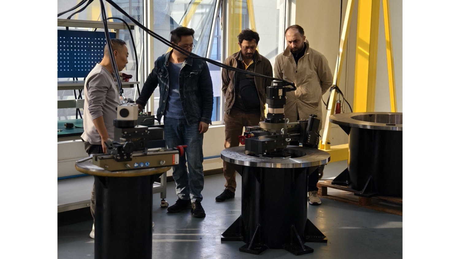 Mesin pemotong flensa 3 meter