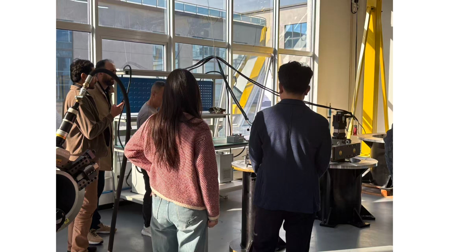 Mesin pemotong flensa 3 meter