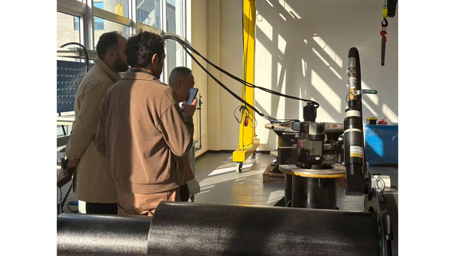 Mesin pemotong flensa 3 meter